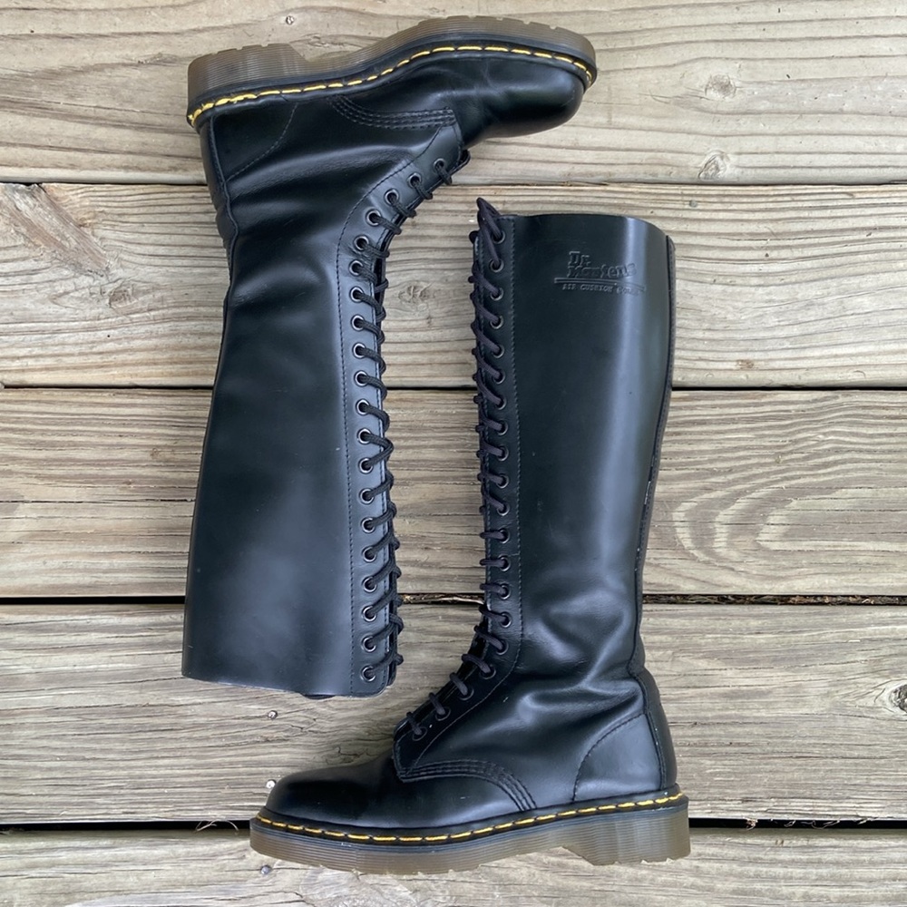 Dr. Martens Vintage 20-Eye 9663 Made in England Smooth Leather Boots Women's 7 - Picture 12 of 15